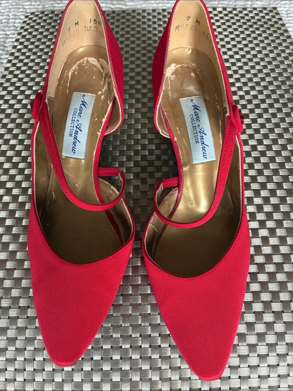 Red Vintage Women’s Satiny Shoes/Heels, Size 7